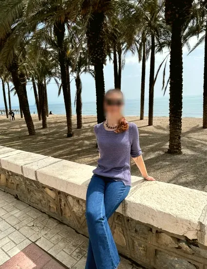 Anna, 36