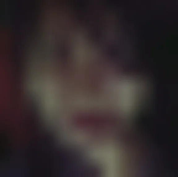 Christina, 30