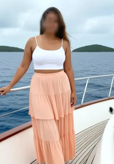 Jovana, 32