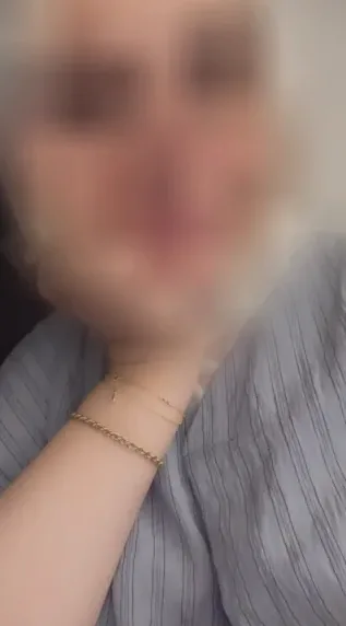 Karla, 36