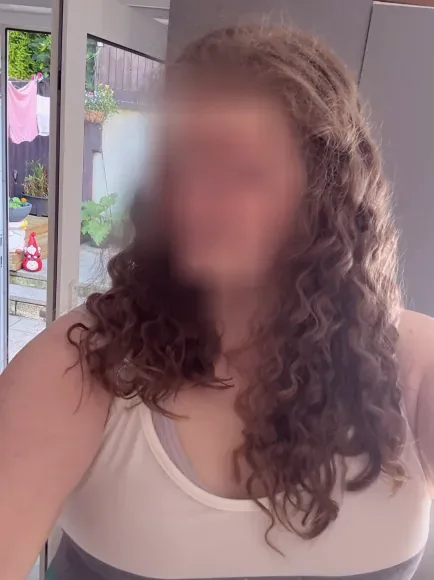 Katja, 29