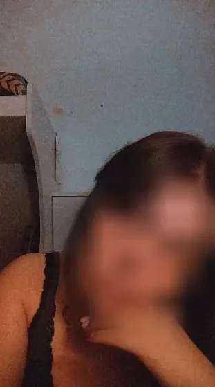 Katrine, 29