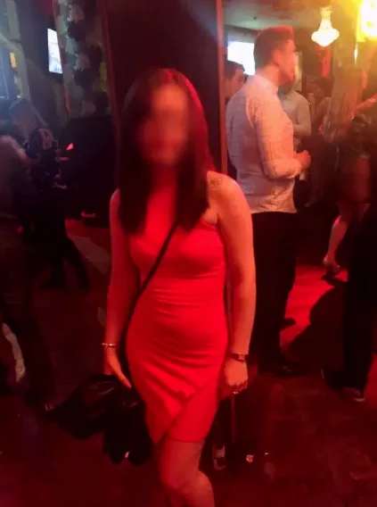 Malou, 35