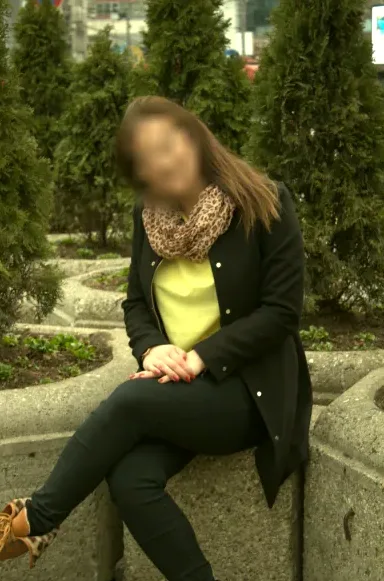 Marie, 27